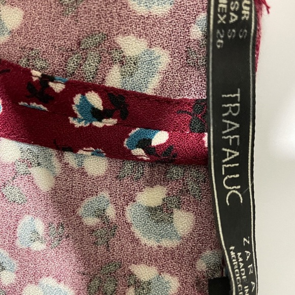 Zara button front V plunge floral jumpsuit SIze Small - Picture 5 of 6